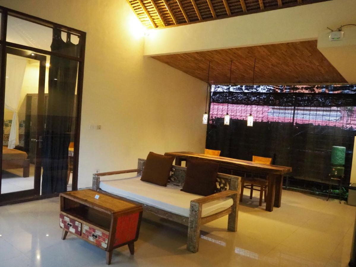 De Dalam Wisma tamu Ubud (Bali)